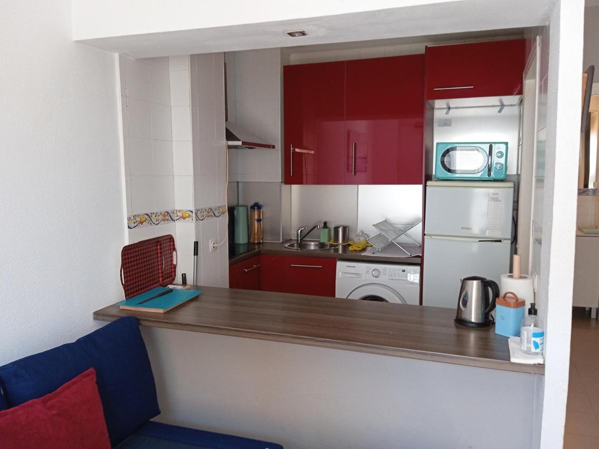 Apartamento Casco Antiguo Exterior Unico En Segunda Planta En Un Edificio De De Dos Plantas セビリア エクステリア 写真
